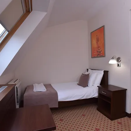 ホテル Beograd Čačak