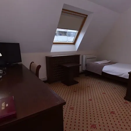 贝尔格莱德酒店 Čačak