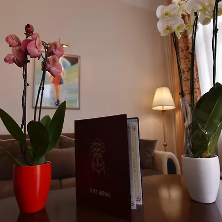 ホテル Beograd 4*
